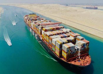 قناة السويس