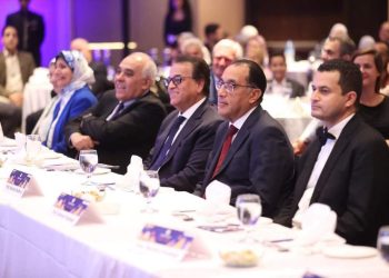 رئيس الوزراء يلتقي بأبرز علماء العالم في مجال زراعة الأعضاء خلال الحفل الختامي للمؤتمر الدولي لمؤسسة “تبرع مصر حياة”