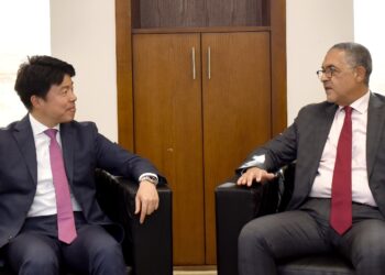 هيئة للاستثمار والمناطق الحرة وبنك اليابان للتعاون الدولى يبحثان آليات تمويل الاستثمار في قطاع الهيدروجين الأخضر