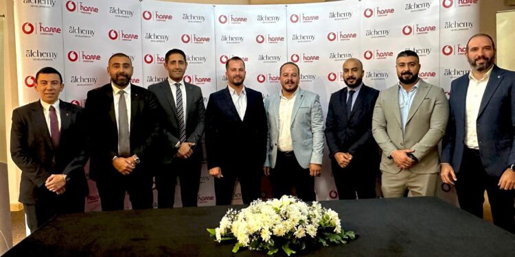 ڤودافون مصر توقع اتفاق شراكة مع شركة ألكامي للتطوير العقاري لتوفير خدمات الاتصالات المتطورة لمنتجعاتها