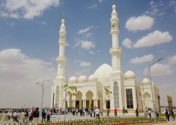 يتسع لأكثر من 2700 مصل.. ويمثل إضافة كبرى للخدمات المتكاملة بمدينة “مستقبل سيتي”