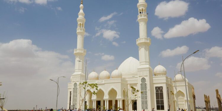 يتسع لأكثر من 2700 مصل.. ويمثل إضافة كبرى للخدمات المتكاملة بمدينة “مستقبل سيتي”