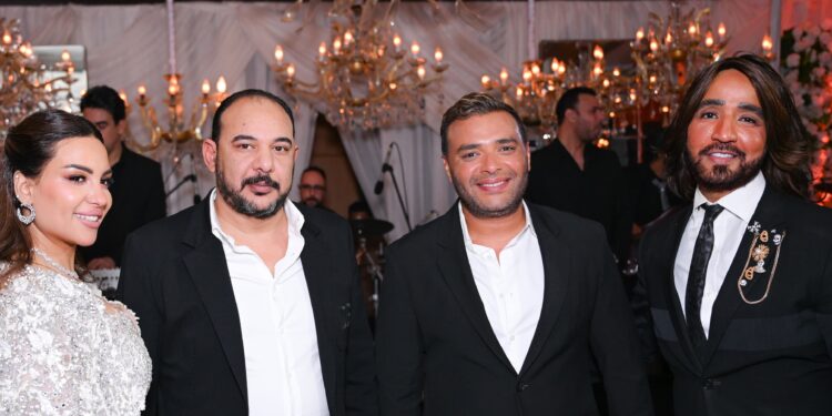 بالصور .. رامي صبري والنجوم يحتفلون بعيد زواج المهندس محمد عطا وسيدة الأعمال فاطمة المهدى