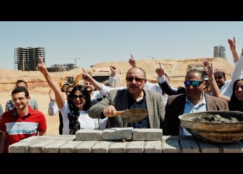 جولدن تاون تنفّذ أربعة مشروعات بالتوازي.. وتستعد لإطلاق مشروعها الخامس والأضخم