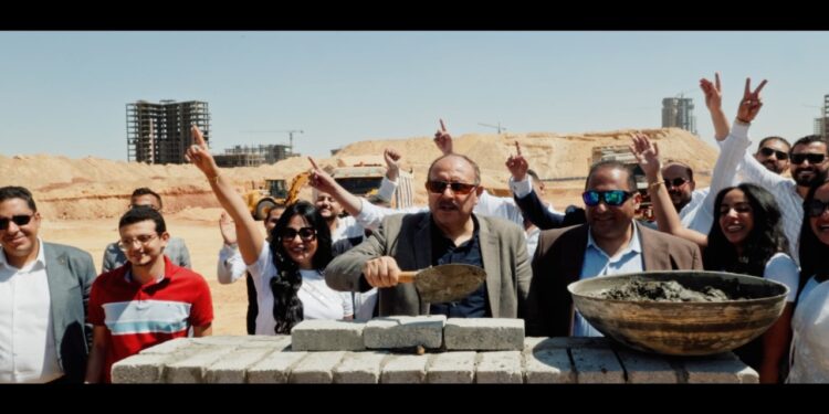 جولدن تاون تنفّذ أربعة مشروعات بالتوازي.. وتستعد لإطلاق مشروعها الخامس والأضخم