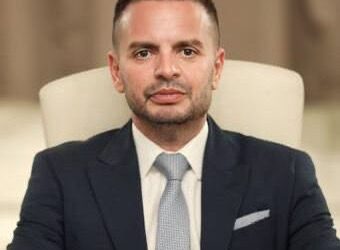 الاتحاد العام للمستثمرين الأفرو–آسيوي يختار د. محمد راشد عضوًا بغرفة الاستثمار والتطوير العقاري دعمًا لجهود التنمية وإعادة الإعمار بالمنطقة