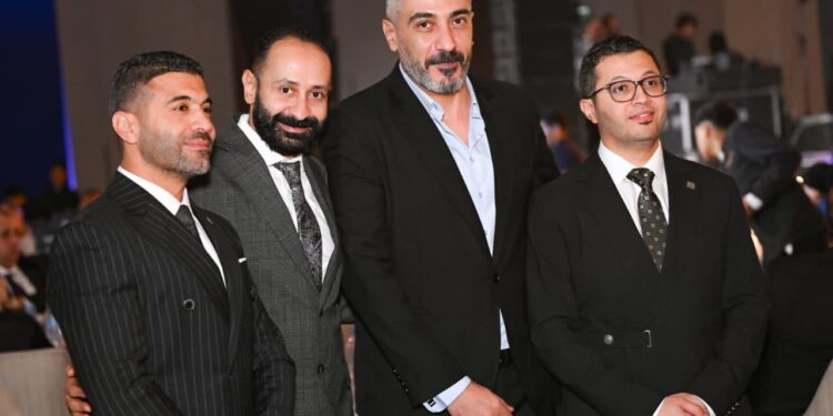 بالصور .. هشام خرما والثنائي “أريوس” الأمريكي يشعلون حفل إطلاق مشروع”نجم” وسط أجواء عالمية