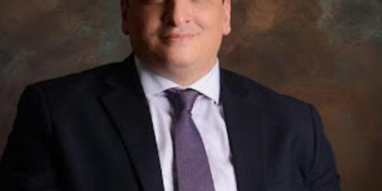 محمد المغربي يثمن تدخل الرئيس “السيسي” فى الانتخابات البرلمانية 2025 و حرصه على إقامة انتخابات تسودها النزاهة والشفافية