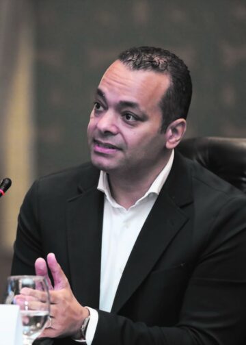 د. أحمد صقر: 2026 عام تعويم شركات التطوير العقاري المتعثرة وإعادة تشكيل خريطة السوق العقاري عبر الاستحواذات