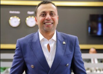 جون لوكا: الذهب في طريقه لاختراق 5000 دولار بعد خفض الفيدرالي للفائدة